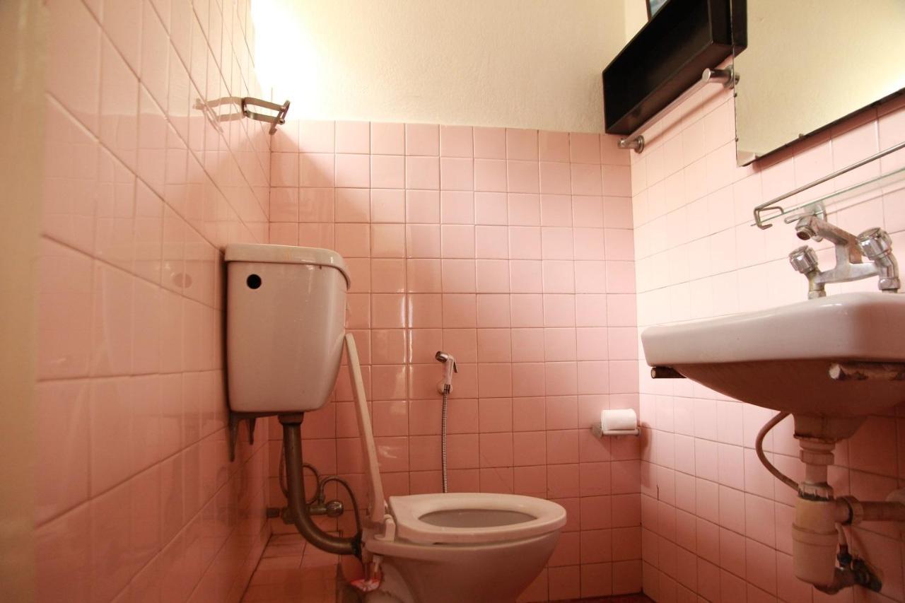 Ojas Wellness B&B Lalitpur Экстерьер фото